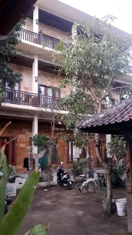 Kubu B'Dauh Homestay Legian Dış mekan fotoğraf